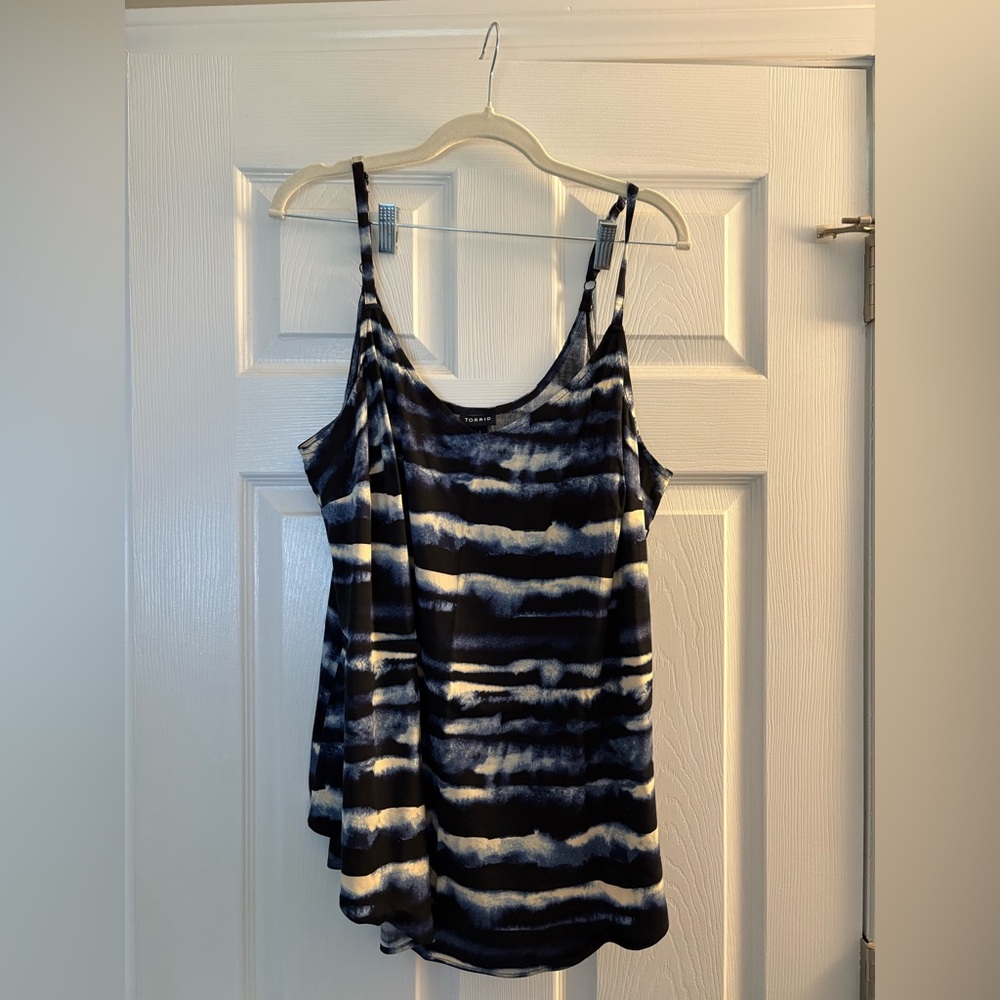Torrid Black and White Tie-Dye Tank Top